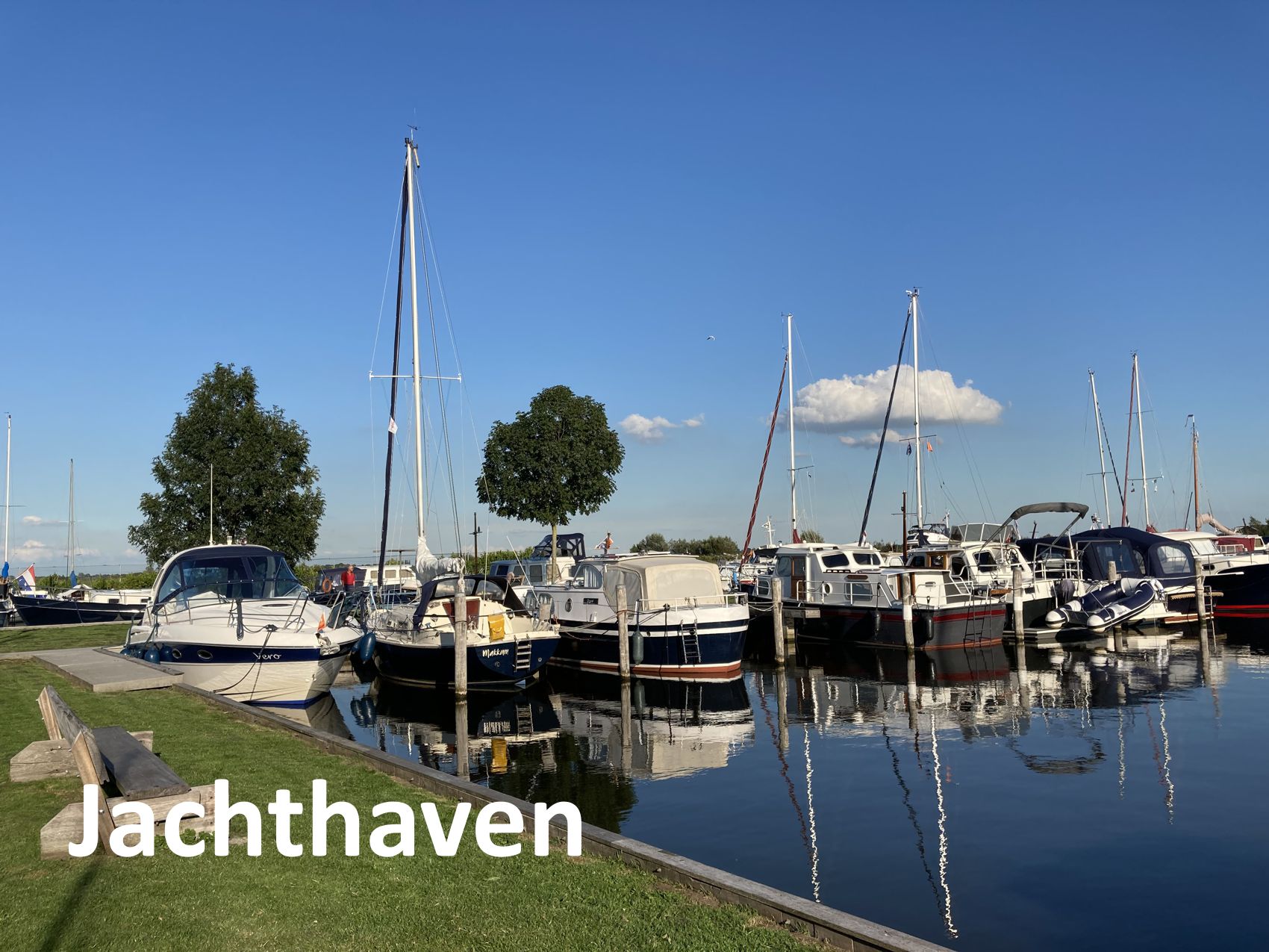 Jachthaven_de_Watervriend_Boot_Varen_Friesland